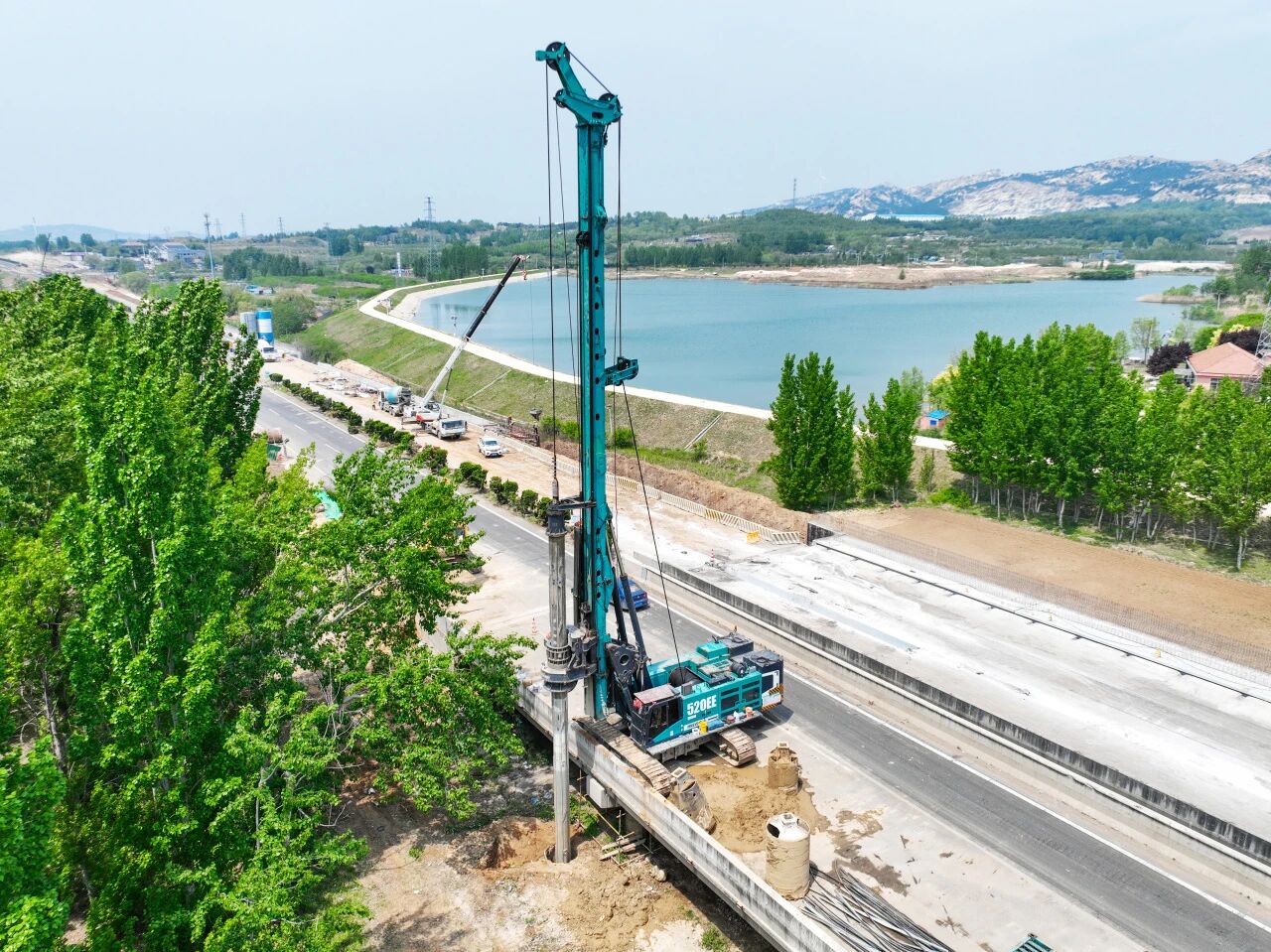 直击施工一线，山河智能增程式旋挖钻机实力助建国家重点工程