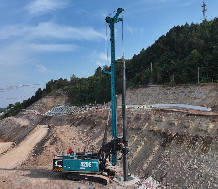 直击施工一线，山河智能增程式旋挖钻机实力助建国家重点工程